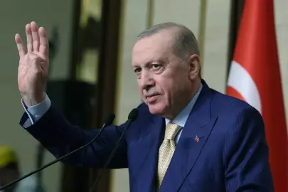 AK Parti'den Cumhurbaşkanı Erdoğan'a doğumgünü sürprizi
