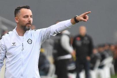 Altay'da ilk 11 değişiyor