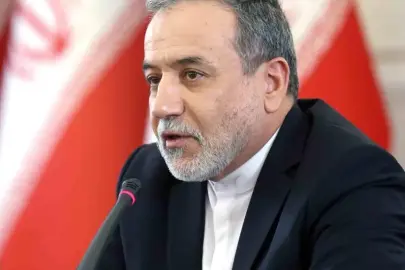 Arakçi: "(ABD ile) Benzeri görülmemiş bir anlaşmaya varmak için tarihi bir fırsata sahibiz"