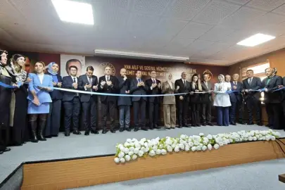 Bakan Göktaş: "28 Şubat'ın karanlık izlerini silmek için gece gündüz demeden çalışmaya devam edeceğiz"