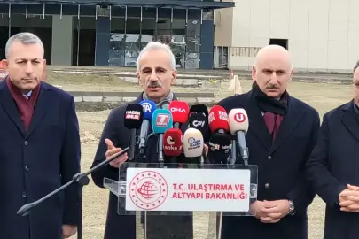 Bakan Uraloğlu: İran, Irak, Suriye, Lübnan ve Ürdün'e olan bütün uçuşları 2 Mart'a kadar iptal ettik