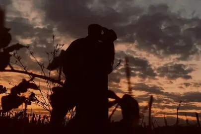 Çağatay Ulusoy ve Aslıhan Malbora, aşklarını sosyal medyada ilan atti