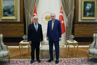 Cumhurbaşkanı Erdoğan, HÜDA PAR Genel Başkanı Yapıcıoğlu'nu kabul etti