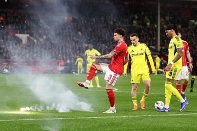 Nottingham-Fenerbahçe maçına yanıcı madde engeli