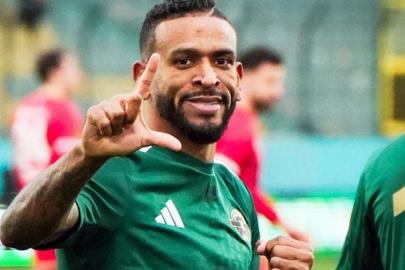 Süper Lig yolunda nefes kesen liderlik mücadelesi... Esenler Erokspor - Boluspor maç sonucu 2-0