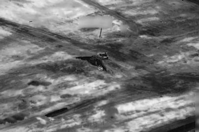 ABD ordusu, İran'a ait vurulan hedeflerin görüntülerini paylaştı