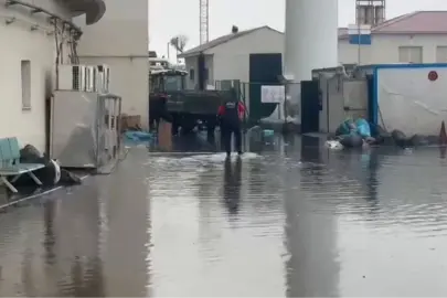 Ağrı’da su taşkınlarına müdahale