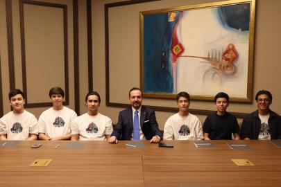 AK Parti Genel Başkan Yardımcısı Zorlu, Özbekistan'ın "Music Bolalar" grubuyla buluştu Açıklaması