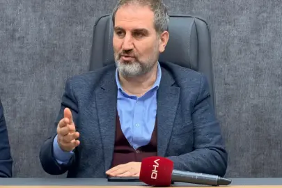 AK Partili Şen: 2 anne de çocuğuna aynı duayı okuyor