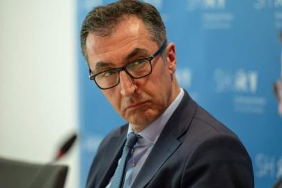 Almanya'da eyalet seçimlerini Türk kökenli Cem Özdemir kazandı