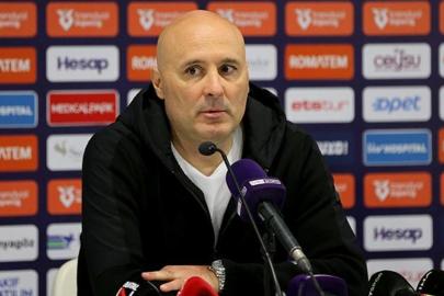 Antalyaspor Teknik Direktörü Sami Uğurlu'dan Fenerbahçe maçı sonrası açıklama: Bir gol daha bulabilirdik