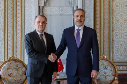 Bakan Fidan Azerbaycan Dışişleri Bakanı Ceyhun Bayramov ile bir araya geldi