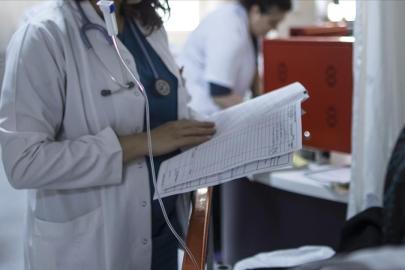 Bayramda 381 bin 559 sağlık personeli kesintisiz hizmet verecek