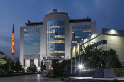 Bayrampaşa'da CHP'li iki meclis üyesi DSP'ye geçti