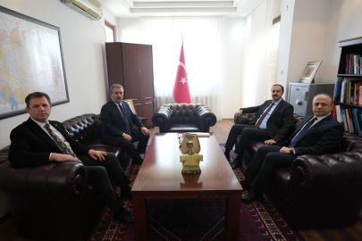 BBP Genel Başkanı Destici, Türkiye'nin Üsküp Büyükelçisi Ulusoy ile görüştü