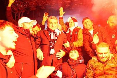 Beşiktaş 123. kuruluş yıl dönümünü kutladı! Başkan Serdal Adalı'dan açıklama