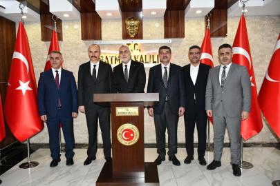 Çalışma ve Sosyal Güvenlik Bakanı Işıkhan, Batman'da iftar programında konuştu Açıklaması