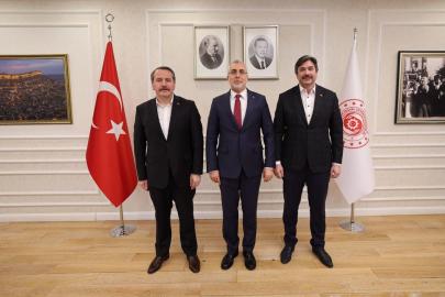 Çalışma ve Sosyal Güvenlik Bakanı Vedat Işıkhan, Memur-Sen yöneticilerini kabul etti
