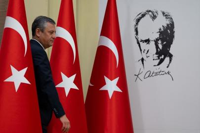 CHP Genel Başkanı Özel, basın toplantısı düzenledi Açıklaması