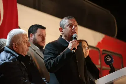 CHP Genel Başkanı Özel'den Bolu Belediyesine yönelik "irtikap" operasyonuna ilişkin açıklama Açıklaması