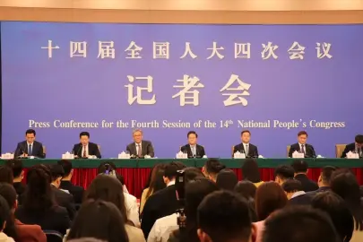 Çin yönetimi, ekonomide dış belirsizliklere karşı iç piyasayı güçlendirme mesajı verdi