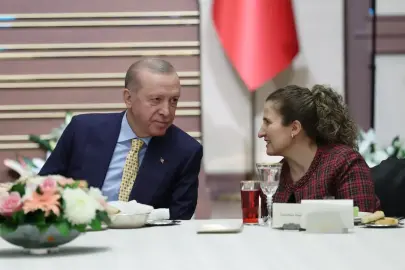 Cumhurbaşkanı Erdoğan: Hiç kimse komşuluk ve kardeşlik hukukunu zedeleyen hatalı bir tavır içinde olmamalıdır