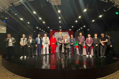 Erzurum Büyükşehir Belediyesi Şehir Tiyatroları, Trabzon Erol Günaydın Tiyatro Festivali’nde