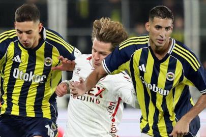 Fenerbahçe'de Mert Müldür hedef tahtasında! Taraftarlar ıslıkladı