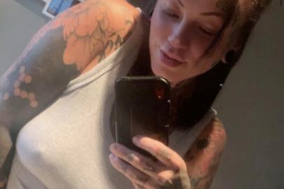 Göğüs ve karın gerdirme ameliyatına geldiği Antalya'da öldü