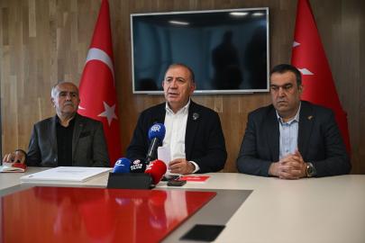 Gürsel Tekin, CHP İstanbul İl Başkanlığı'nda basın toplantısı düzenledi Açıklaması