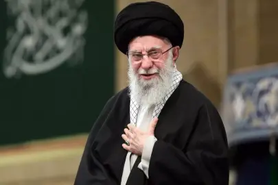 Hamaney'in oğullarıyla ilgili dikkat çeken detay: O en yüksek liderdi ama...