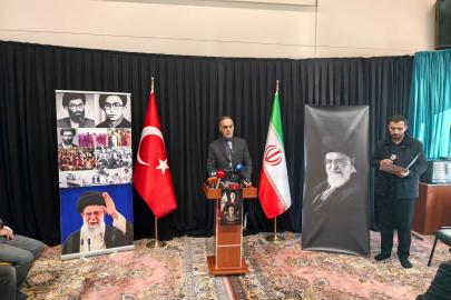 İran Büyükelçiliği, Hamaney için anma töreni düzenledi