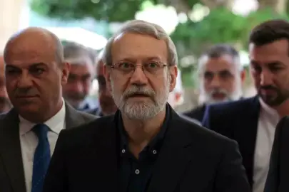 İran Yüksek Ulusal Güvenlik Konseyi Sekreteri Larijani: "Bölge ülkelerine saldırmaya niyetimiz yok"