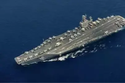 İran'da neler oluyor? SON DAKİKA! İran Devrim Muhafızları ABD'nin uçak gemisine mi saldırdı?