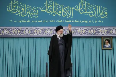 İran'da yeni dini liderin 24 saat içinde belirlenebileceği iddiası