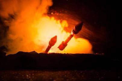 İsrail: İran ilk kez 4 bin km menzile sahip füze kullandı