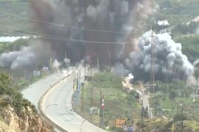 İsrail ordusu Lübnan'ın güneyindeki Kasımiye Köprüsü'nü bombaladı
