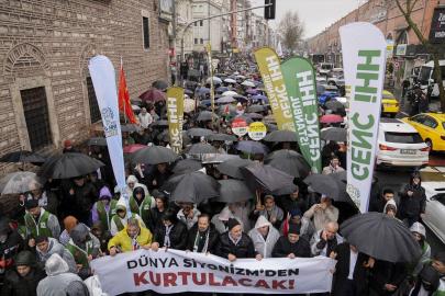 İstanbul'da İsrail ve ABD'ye yönelik protesto yürüyüşü yapıldı