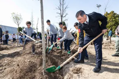 İzmir'de yeşil alan dönüşümünde umut filizlendi