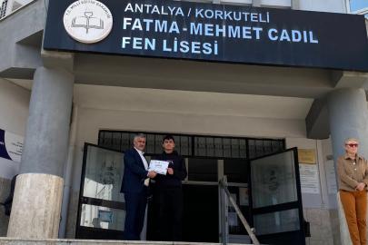 Korkutelili öğrenci ABD'den madalyayla döndü