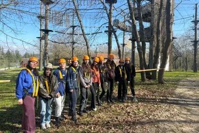 Sakaryalı gençler Macera Park’ta kamp deneyimi yaşadı