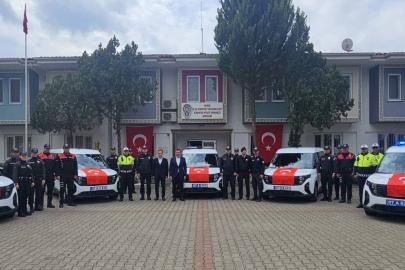 Serik İlçe Emniyet Müdürlüğü’ne 5 yeni araç
