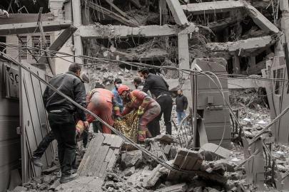 Siyonist rejim ve ABD'den kirli saldırı: İran ve Lübnan'da sivil altyapı hedef alınıyor