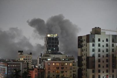 Tahran'da Mihrabad Havalimanı ve Tebriz'de petrokimya tesisine saldırı düzenlendi