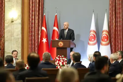 TBMM Başkanı Kurtulmuş, Meclis'te sivil toplum kuruluşlarının temsilcileriyle iftarda bir araya geldi Açıklaması