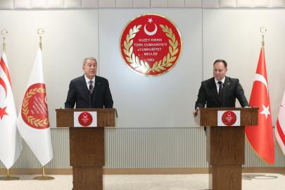 TBMM Milli Savunma Komisyonu Başkanı Hulusi Akar, KKTC Cumhuriyet Meclisi Başkanı Ziya Öztürkler ile Görüştü