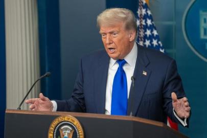 Trump'tan İran'a tehdit: 48 saat içinde elektrik santrallerini vuracağız