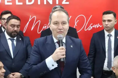 Yeniden Refah Partisi Genel Başkanı Erbakan, Yozgat'ta iftar programına katıldı