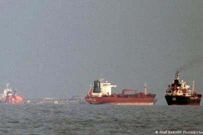 ABD Hürmüz Boğazı'nda İran'a abluka başlattı