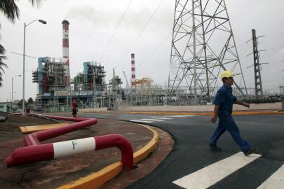 ABD’nin Küba’da uyguladığı ambargo enerji krizini derinleştiriyor